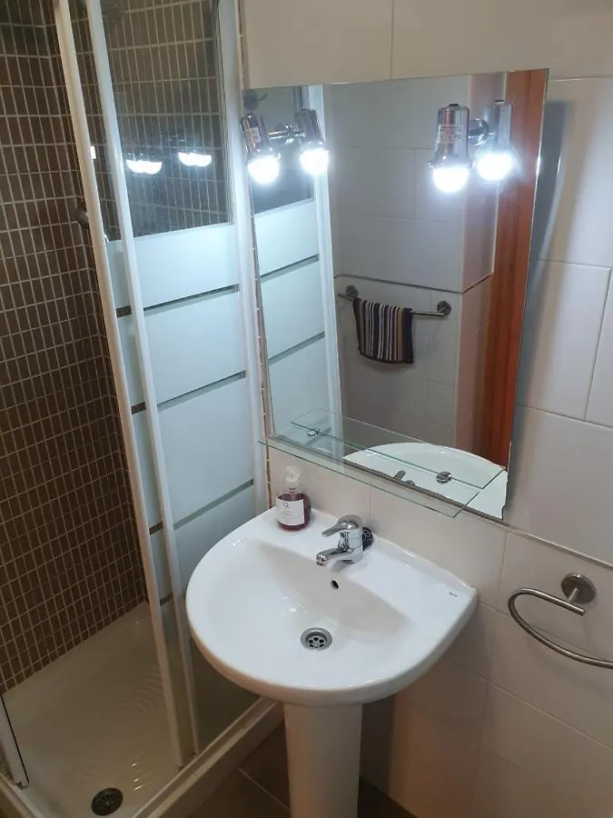 Apartment 4H, Aire Acondic, 50M2, 1 Dormitorio, 4 Huespedes, Wifi Gratis La Linea de la Concepcion
